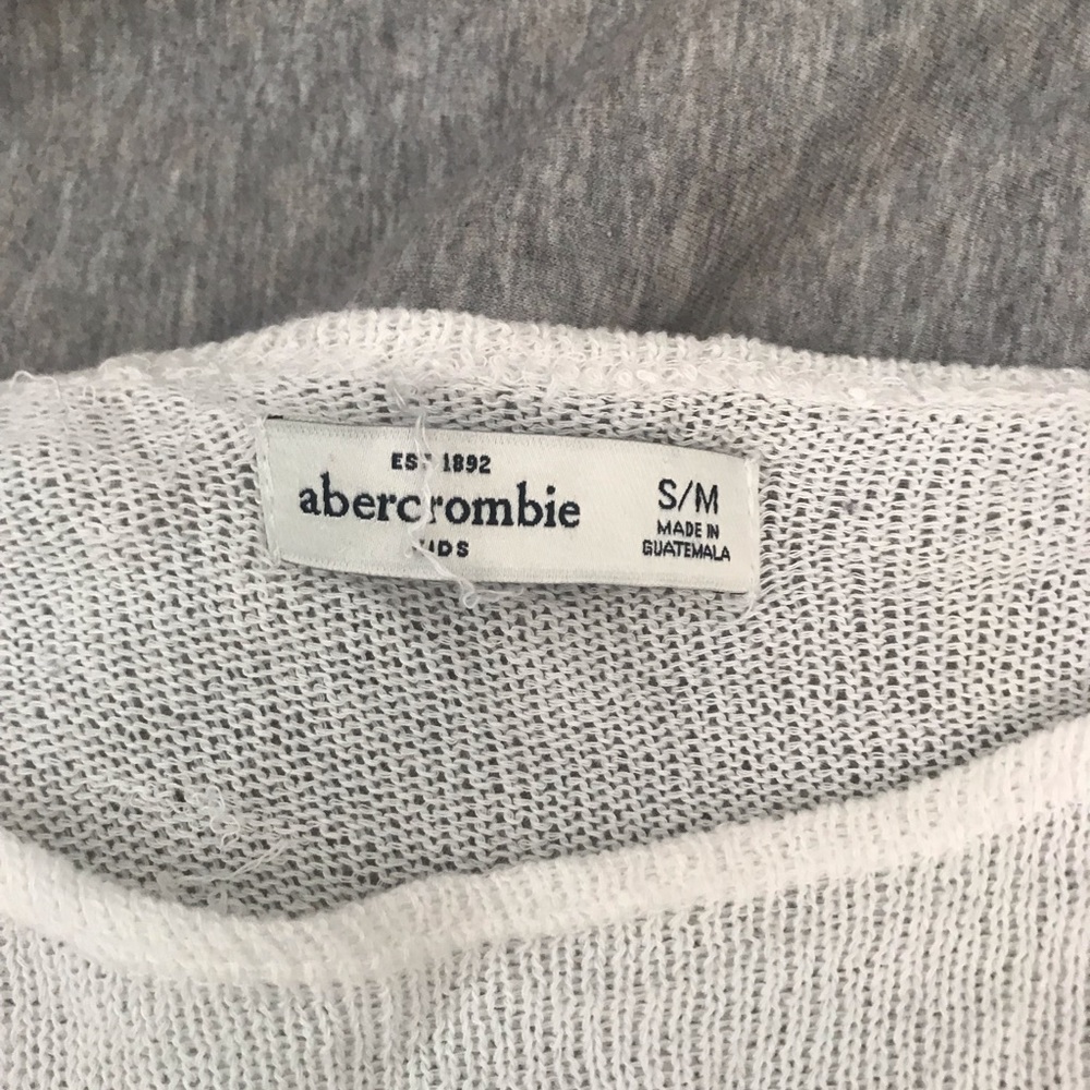 Abercrombie Kids White Sweater - Picture 2 of 2
